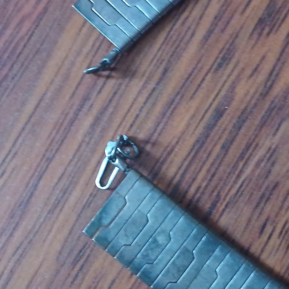 Necklace - Picture 2 of 5